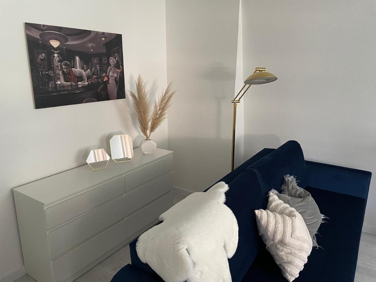 Luxus Apartment Am Fremersberg - Zentral - Mit Sauna & Badewanne Baden-Baden Luaran gambar