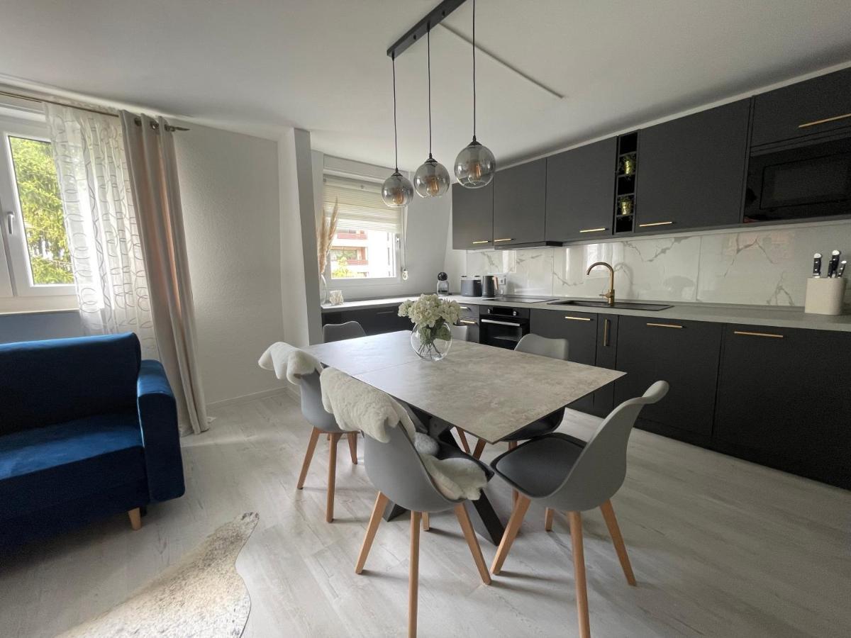 Luxus Apartment Am Fremersberg - Zentral - Mit Sauna & Badewanne Baden-Baden Luaran gambar